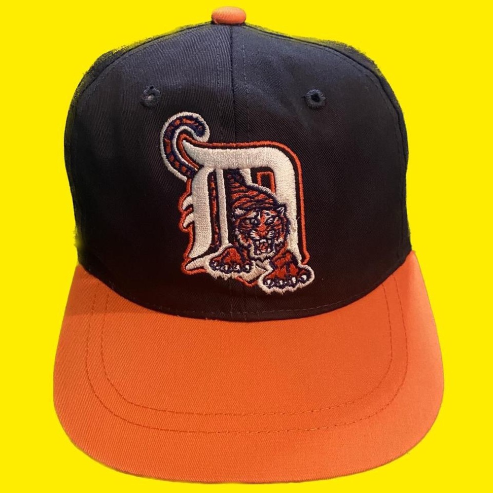 Vintage 1990’s Detroit Tigers Baseball SnapBack Size XS RARE
